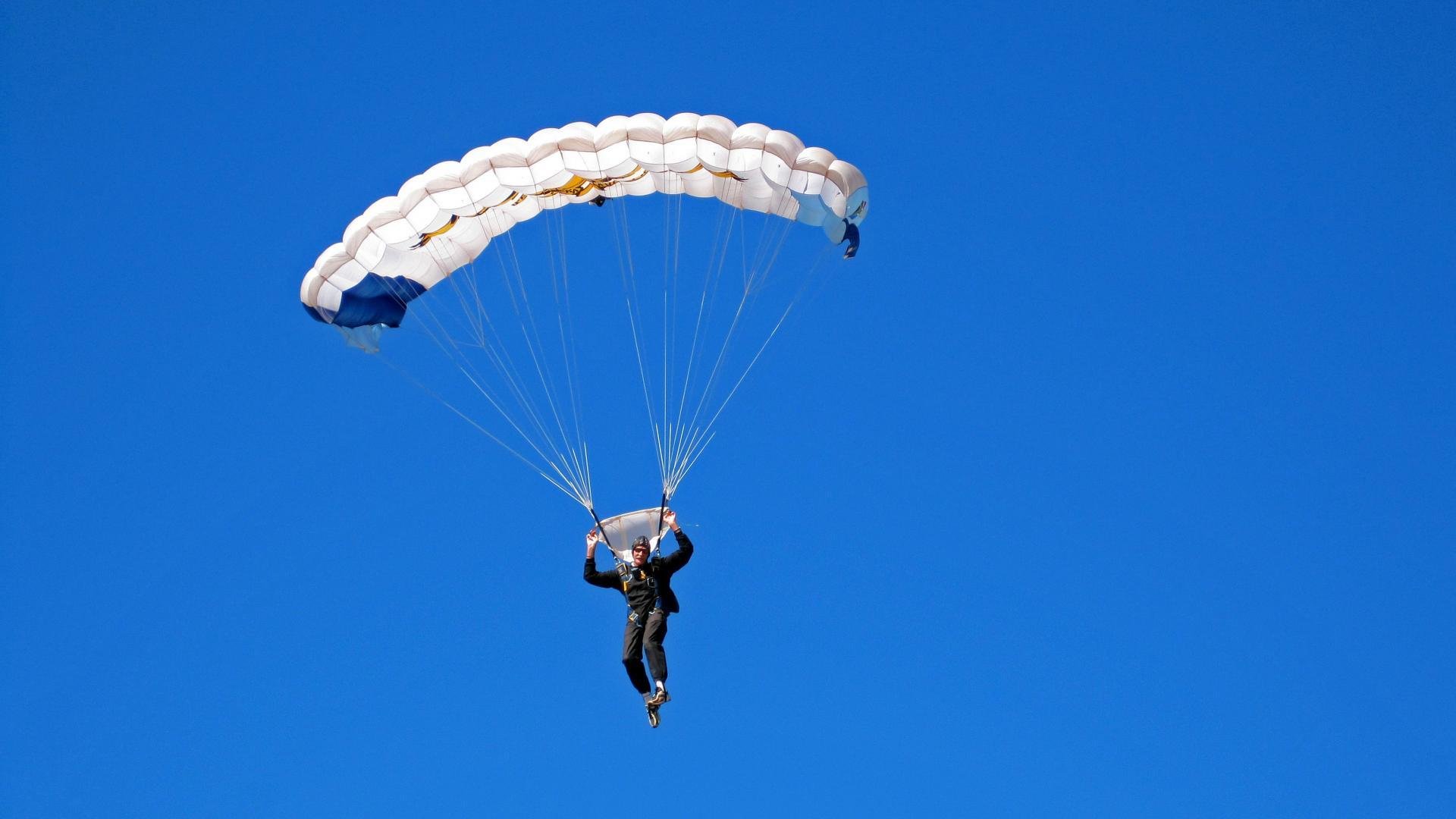 _无边泳池派对:在水中畅享运动乐趣_,无边泳池在哪里